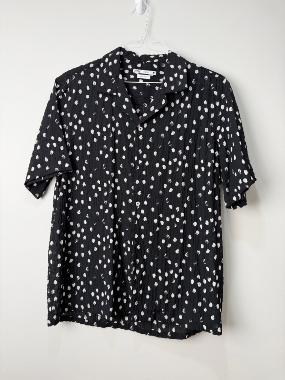 Zara Men's Hawaiian Camp Shirt Large Black White Polyester Short Sleeve L